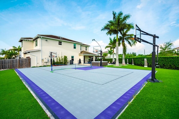 Sportplatz