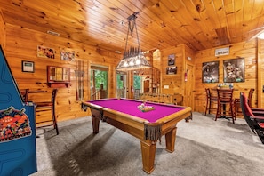 Spielezimmer