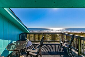 Winds VI F3 balcony
