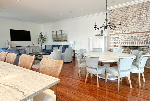 spacious common area 