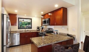 Fully equipped kitchen. 