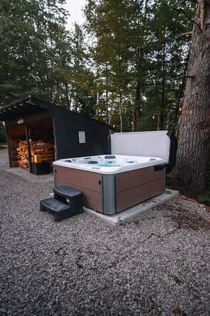 the 7 person hot tub.