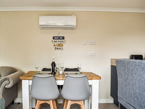 Open plan living space | The Stables, Woodlands