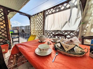 Wohnung, Balkon, Stuhl, Linens