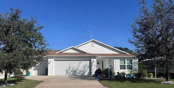 Mission Faithful - 2/2 site built home Silver Lake