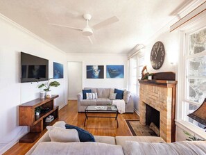 Living room with Fireplace