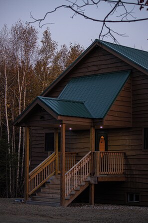 House exterior front steps