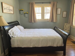 3rd Bedroom. Lots of natural light and darkening shades.