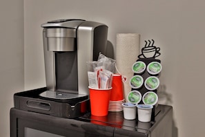 Kaffe och/eller kaffebryggare