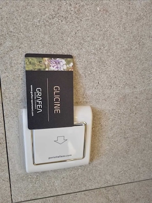 Bathroom amenities