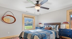 Cozy bedroom with a comfy bed and stunning views for a restful stay.