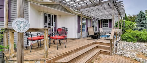 Kalkaska Vacation Rental | 4BR | 3BA | 3,500 Sq Ft | 2 Steps Required