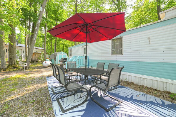 Kalkaska Vacation Rental | 2BR | 1BA | 650 Sq Ft | 4 Steps Required