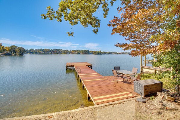 Hot Springs Vacation Rental | 2BR | 1BA | 4 Steps to Enter | 733 Sq Ft