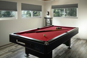 Spielezimmer
