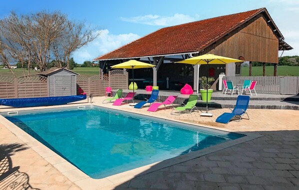 pool