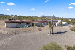 A full picture of the Panorama oAZis on 3.4 acres