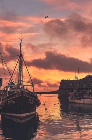 Boot, Wasser, Watercraft, Dämmerung, Sonnenuntergang, Afterglow, Boote Und Boating - Geräte Und Materialien, Sonnenaufgang, Horizont, Abend