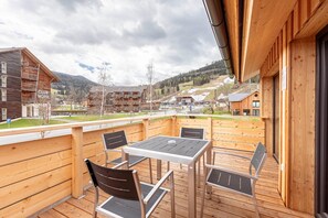 Terrasse / Balkon