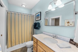 Full bathroom on the main floor