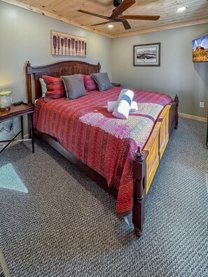 Primary Bedroom - King with Smart TV