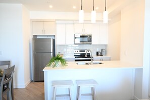 Kitchen (2)
