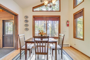 Dining Area | Dishware/Flatware | Trash Bags/Paper Towels