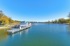 Walk to Marina on Detroit Lake