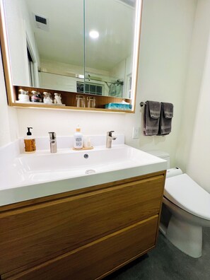 Double sink