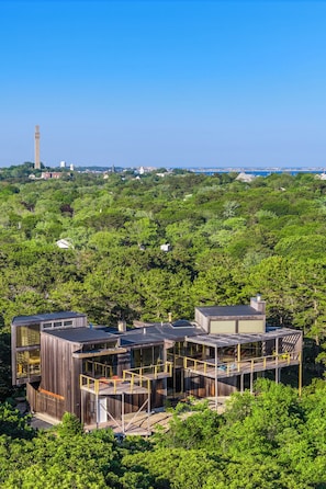 Located in Provincetown's West End, a short walk or bike from Ptown's best!