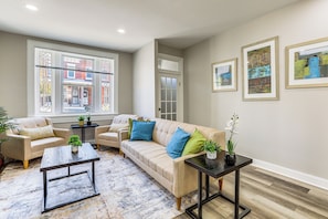 Living Room | Flat-Screen TV | 1st Floor