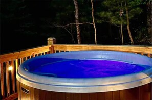 Hot tub in the evening