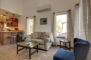 Living Room | 1st Floor | Smart TV | Laptop-Friendly Workspace