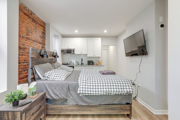 Philadelphia Vacation Rental | Studio | 1BA | 700 Sq Ft | Stairs Required