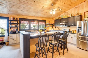 Kitchen | Single-Story Home | Central A/C & Heating