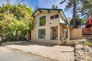 Exterior | 2-Story House | Self Check-In | 11 Mi to Big Bear Lake