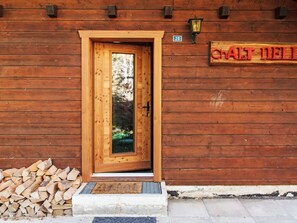 Braun, Eigentum, Fenster, Gebäude, Tür, Holz, Mauerwerk, Backstein, Rechteck