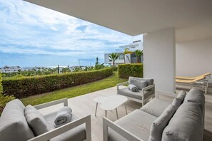Terrace (1)