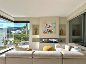 Terrace (3)