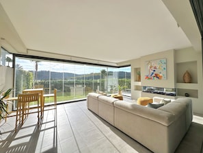 Terrace (2)