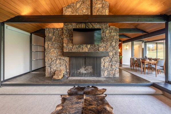 Living Area B