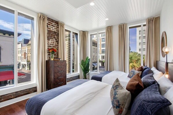 Amazing floor to ceiling windows in all bedrooms