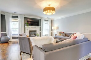 Living Room | 1st Floor | Smart TV | Free WiFi | Central Heating & A/C