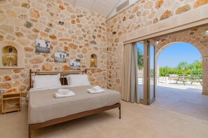 Villa Mezzo Suite image
