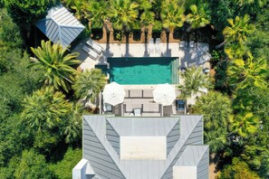 Luxurious Private Pool- Aerial