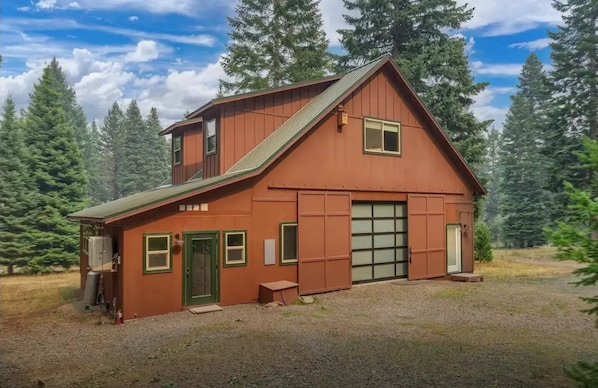 Have a blast at your renovated barn house!