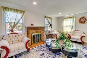 Living Room | Free WiFi | Central A/C & Heating | 1st Floor
