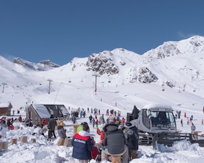 Skiing
