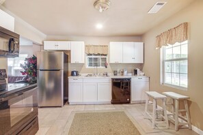 Kitchen | Drip Coffee Pot | Toaster