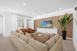 2382 Salty Winds Way (3).jpg